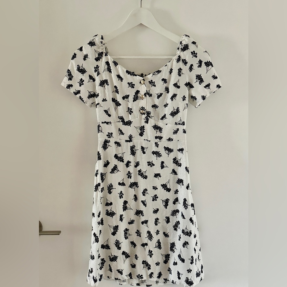 Maje Black and White Puff Sleeve Mini Dress